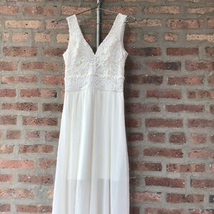 Small White maxi dress
